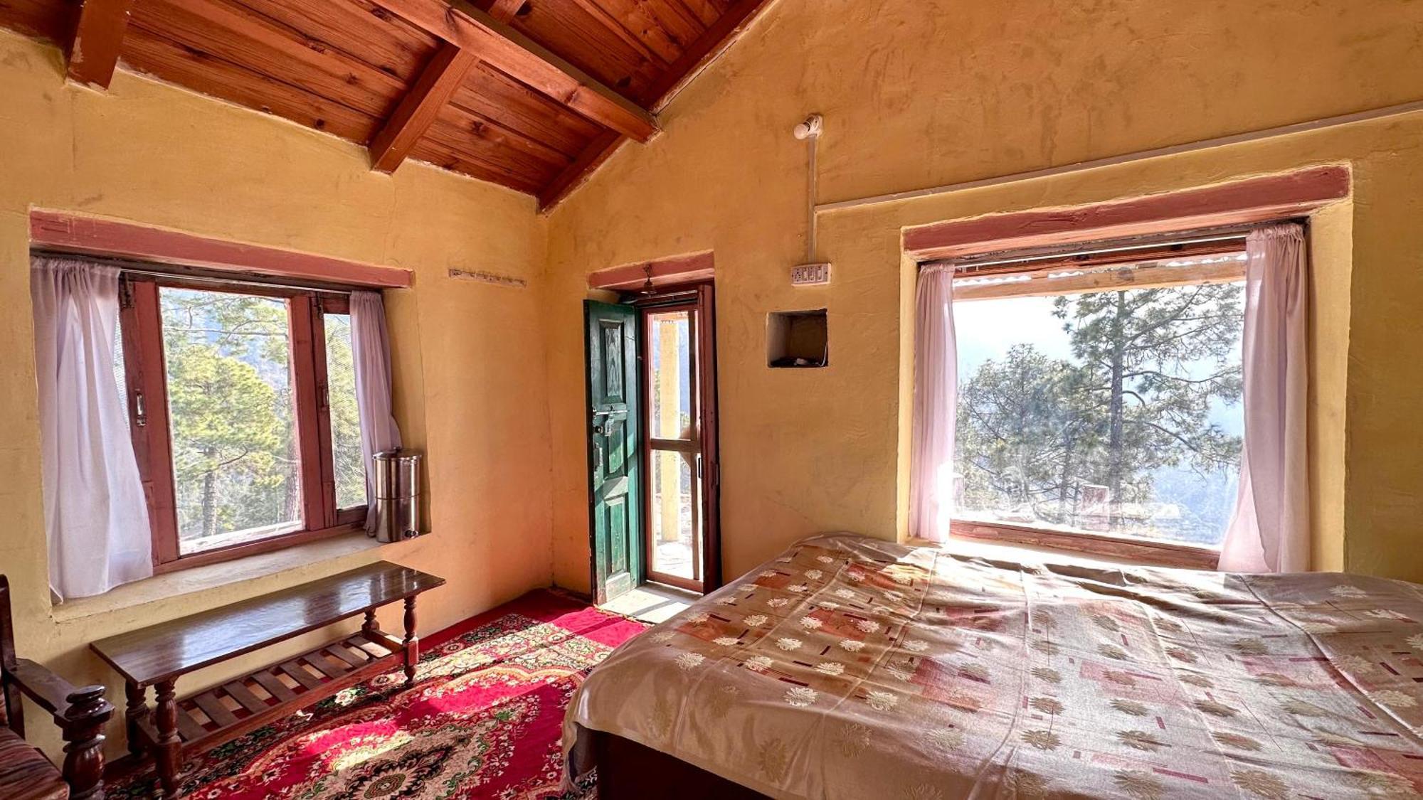 Joshi Cottage Binsar Eksteriør billede