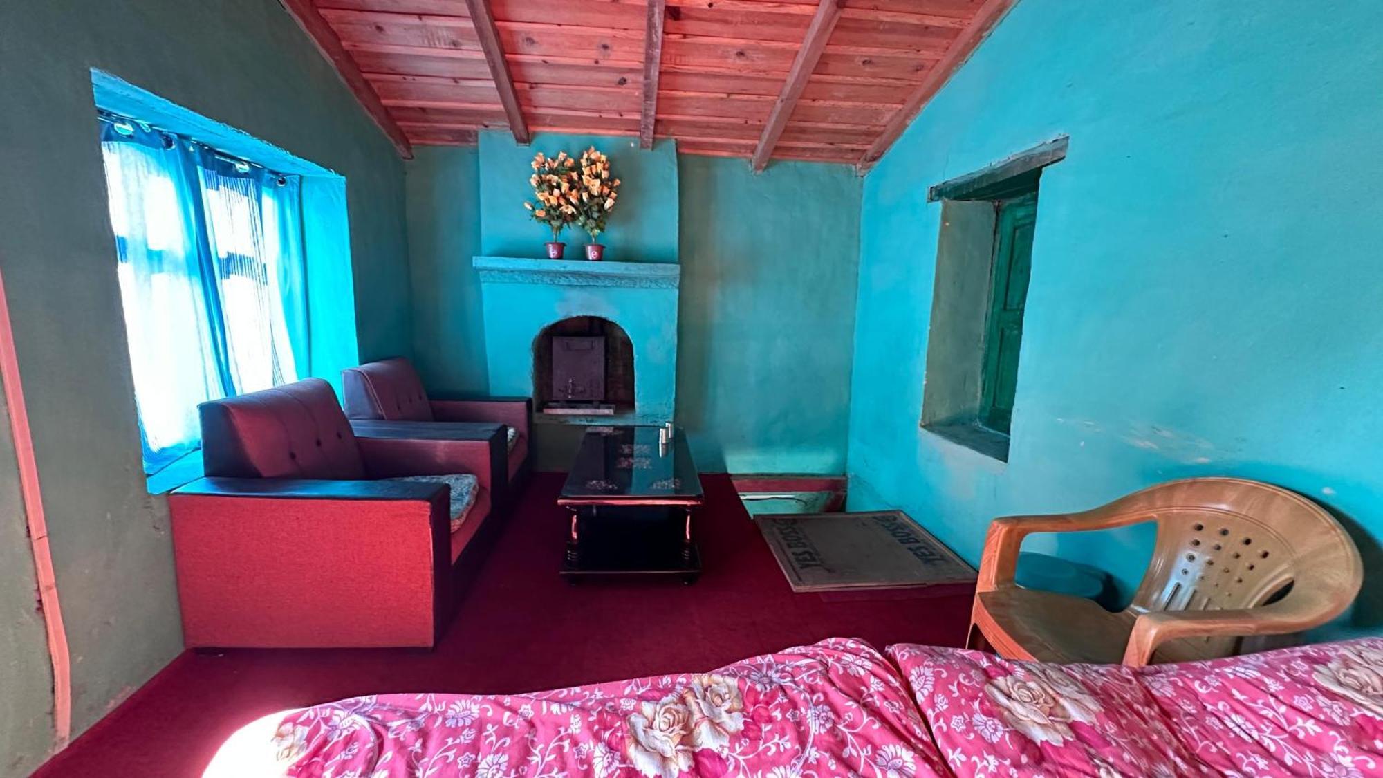 Joshi Cottage Binsar Eksteriør billede