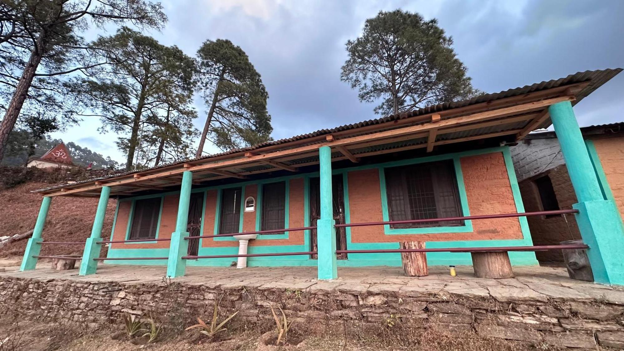 Joshi Cottage Binsar Eksteriør billede