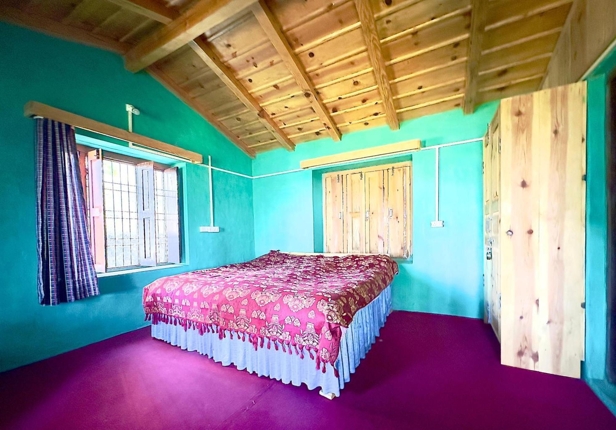 Joshi Cottage Binsar Eksteriør billede